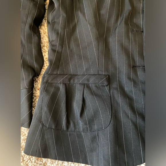 Bisou Bisou Black Pinstripe Blazer Size 16 - Picture 6 of 12